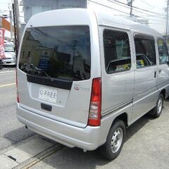 平成２２年式　スバル　サンバー　トランスポーター　４ＷＤ　５速ＭＴ　エアバック　キーレス　タイミングベルト交換済み！の画像