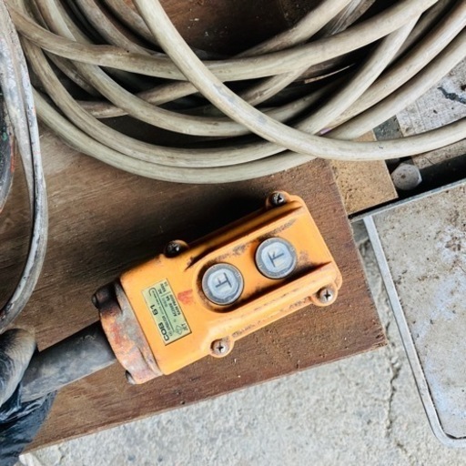 日立　1/2SH2 電動ホイスト　トロリー　チェーンブロック　200V 動作確認済み