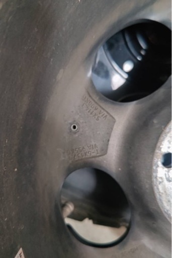 235/70Ｒ16　デリカ　