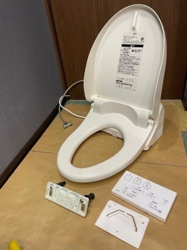 通電のみ確認【2021年】温水洗浄便座 TOTO ウォッシュレット TCF8CS67型 パステルアイボリー