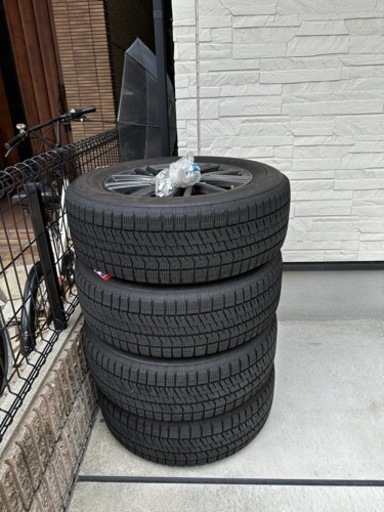 写真追加！車のパーツ タイヤ、ホイール