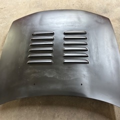 R32 スカイライン　FRPボンネットの画像