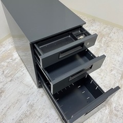 オフィスキャビネット