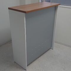 【イス値下げ！】椅子付き❗『受け付け台』こんなのが欲しかった❗❗『椅子付き(☆別料金)』オフィスの受付台 ◑サイズ 縁台90✕39✕106の画像