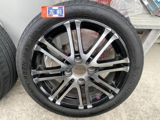 車のパーツ タイヤ、ホイール