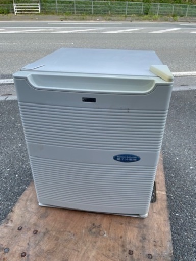 ②中古品 東芝ノンフロン冷凍冷蔵庫 GR-U45FH 2022年 462L ファミリー