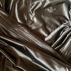 adidas オーバーサイズ ファイヤーバードセットアップ トラックトップ　未着用品の画像