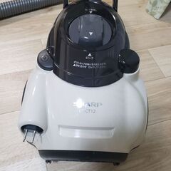 まだまだ使える2017年SHARP掃除機‼️
