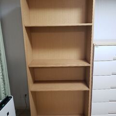 ちょっと小さいサイズの本棚‼️の画像