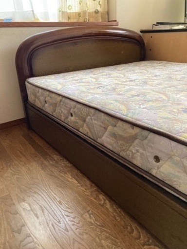 【お取引中】★25万円★TOKYO BED ★ダブルベッド 引出し３つ付き★こちらで分解します！