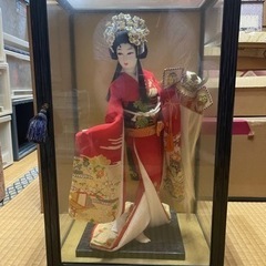日本人形をもらってください