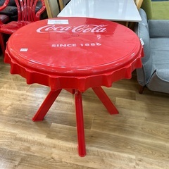 【トレファクイオンタウン上里店】Coca Colaキャップ型テーブル入荷しました！！