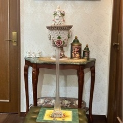 とっても細長い60年程前の花瓶　ガラス製