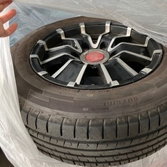 車のパーツ タイヤ、ホイール