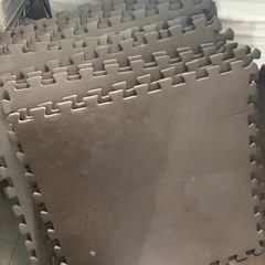 【受渡し予定者決定済】ジョイントマット 63cm 13枚