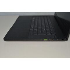 中古良品 Razer Blade 15 RZ09-0288 ゲーミングノートPC 高性能Core i7-8750H 爆速SSD512GB、メモリー16GB、無線内蔵の画像