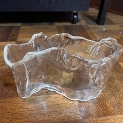 ガラス製花卉