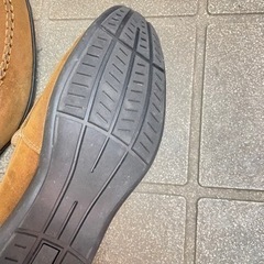 起毛のローファー　茶色　28cmの画像