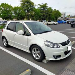 スズキ　SX4　車検令和8年5月☆