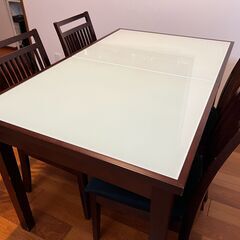 家具　ダイニングテーブル×イス4脚セットの画像