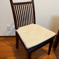 家具　ダイニングテーブル×イス4脚セットの画像