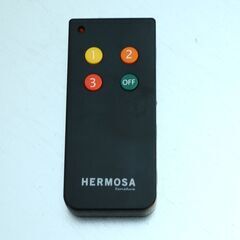 湘南を拠点とするHERMOSA(ハモサ)のFINO(フィーノ)4 シーリングランプです。アメリカ西海岸のテイストを感じさせるペンダントライトはヴィンテージスタイルやインダストリアルなどと相性抜群♪の画像