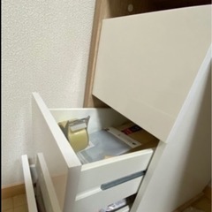 IKEAデスク の画像