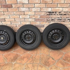 車のパーツ タイヤ、ホイール