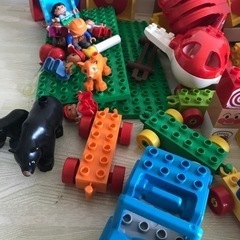 【知育玩具】　LEGO  レゴ　デュプロ　大量の画像