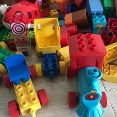 【知育玩具】　LEGO  レゴ　デュプロ　大量の画像