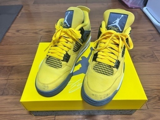 NIKE AIR JORDAN 4