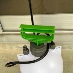 蓄圧式噴霧器 4L 生活雑貨 家庭用品 ガーデニング