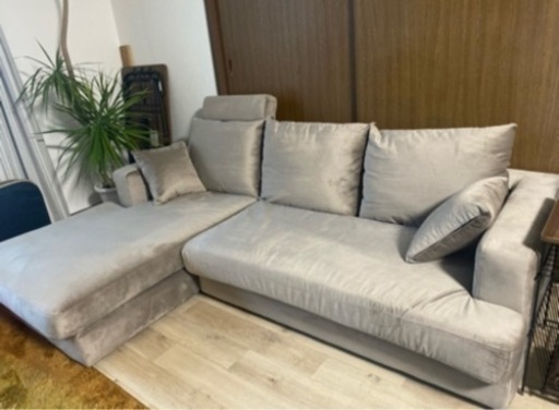 3人掛けソファ　ベルベット調　グレー