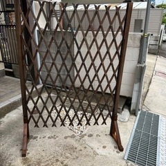 中古ガーデンフェンス　伸縮ラティス