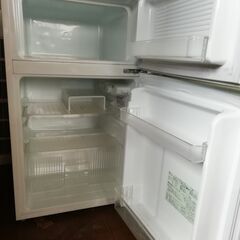 2014年製 2ドア冷凍冷蔵庫　無料でお渡しします。の画像