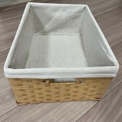 布付きバスケット