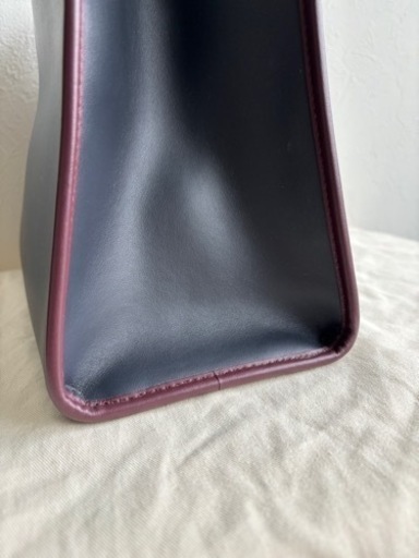 フェンディ　ラナウェイ　スモール 8BH344 ハンドバック　ショルダーバック