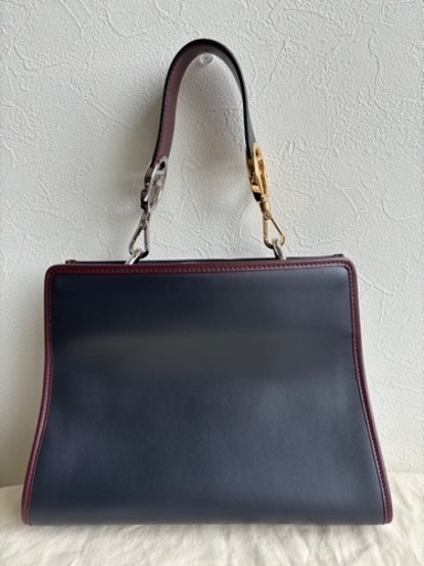 フェンディ　ラナウェイ　スモール 8BH344 ハンドバック　ショルダーバック