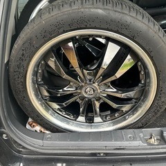 車のパーツ タイヤ、ホイール