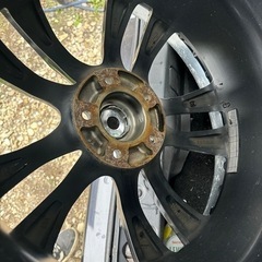 車のパーツ タイヤ、ホイールの画像
