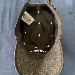 adidas  キャップの画像