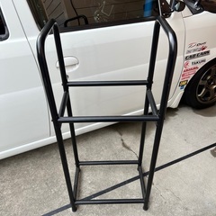 中古タイヤラックの画像