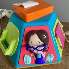 蛇口やコンセントなど子どもが喜ぶ仕掛けがいっぱいのおもちゃの画像