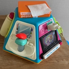 蛇口やコンセントなど子どもが喜ぶ仕掛けがいっぱいのおもちゃ