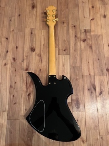 FERNANDES MG-80X hide Mockingbird