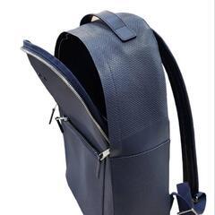 ★【ラコステ】鹿の子地エンボスイタリアンレザー  デイパック  リュック 【定価47,300円】北九州店舗店頭販売のみの画像