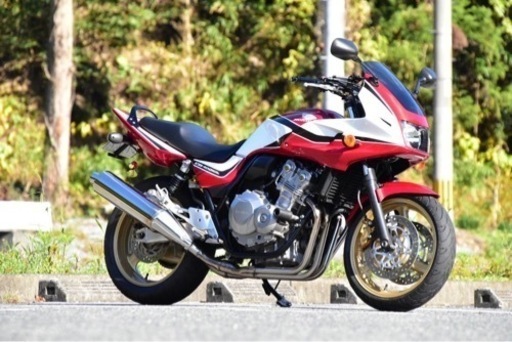 ホンダ CB400 SUPER BOLDOR HYPER VTEC REVO