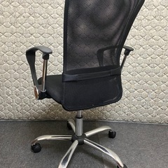 【相談中】デスクチェア 回転式 椅子の画像
