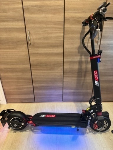 キックボード原付　SWALLOW ZERO9