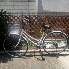 中古自転車　白　27インチ